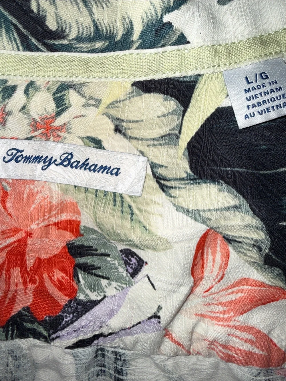 Tommy Bahama Silk Shirt Mens L Tropical Floral Hawaiian Camp Vacation‎ Coastal